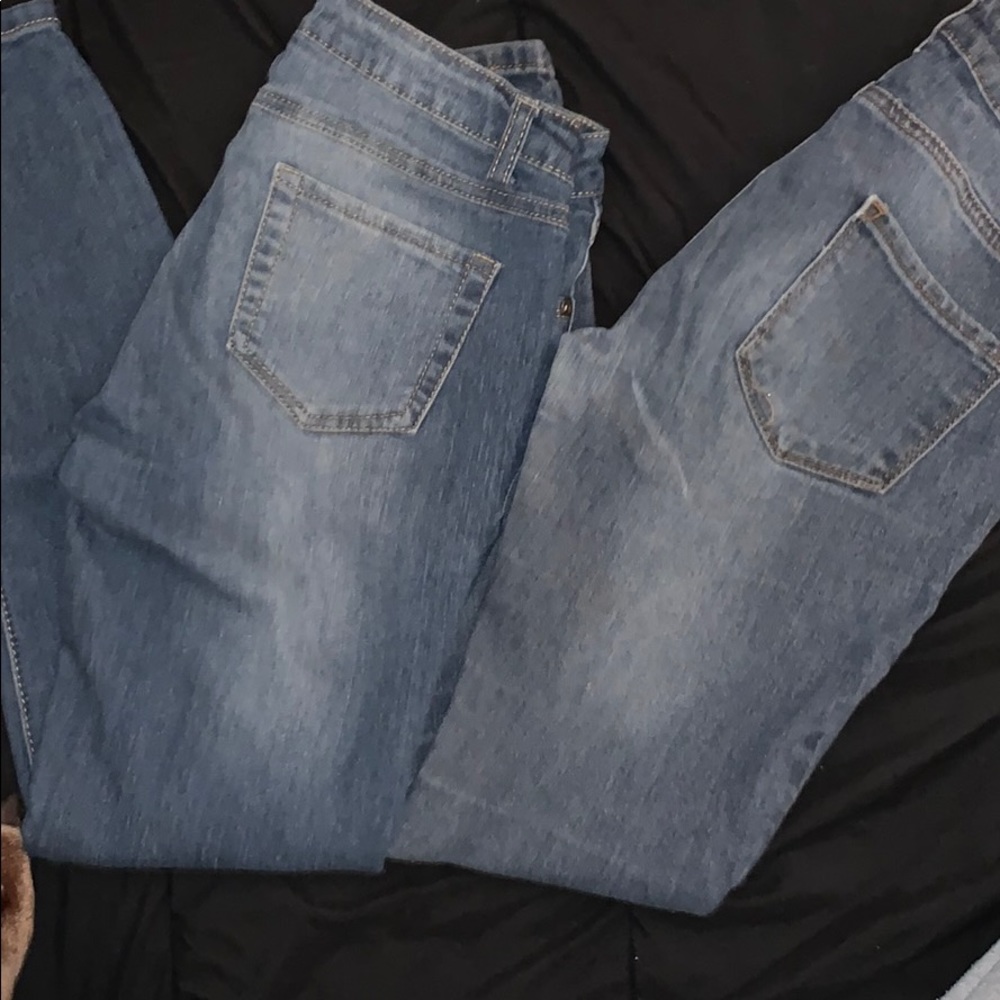 2 pairs of Reign jeans